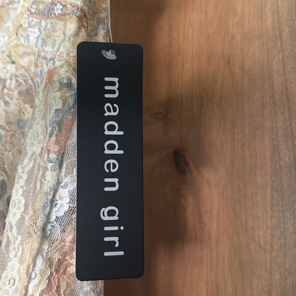 NWT Madden Girl Cream floral Mesh Blouse Womens XL Babydoll whimsy goth Fairy - Picture 10 of 15